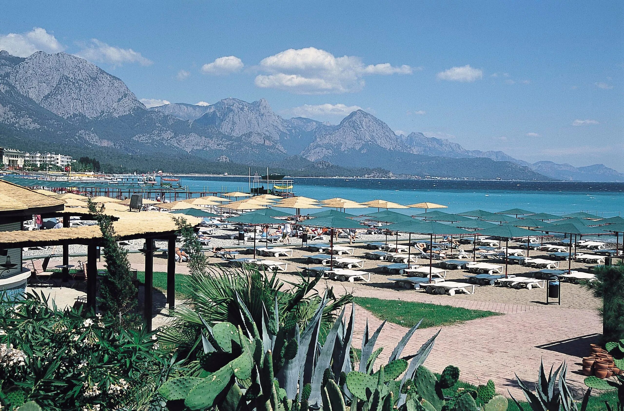Kemer турция. Кемер бельдиби. Турция кимер пляж. Bergiz kemer. Отель эйфория текирова турция кемер.