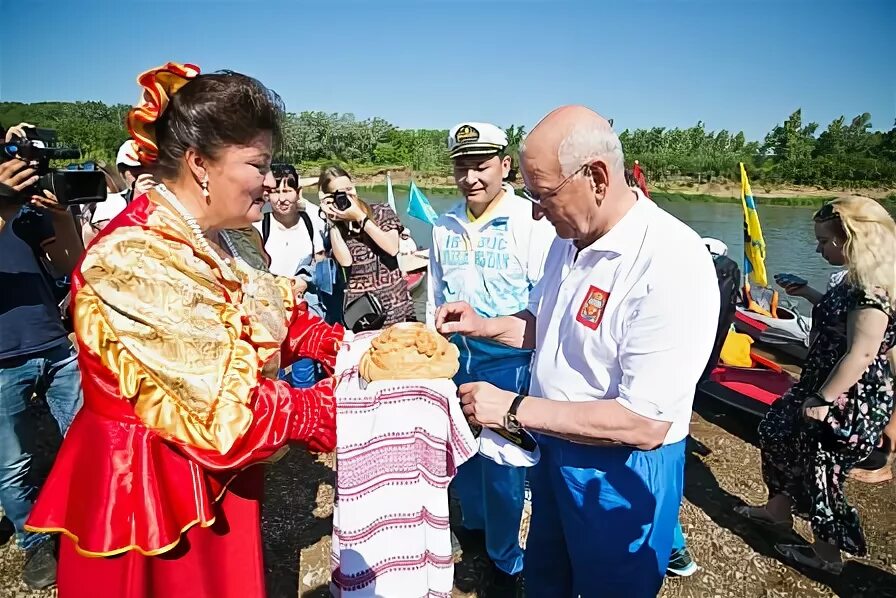 Новости илека оренбургской области. Село Илек Оренбургская область. Илек Илекский район. Затонное Илекский район. Село Илек Оренбургская область фото.