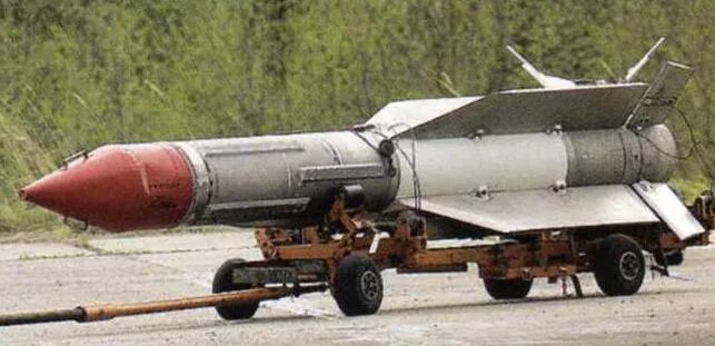 Миг-31бм/бсм. Р-33 ракета воздух-воздух. Зрс антей-4000. Ракеты на 40 км. Зур с 400.