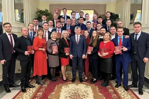 3 политических центра
