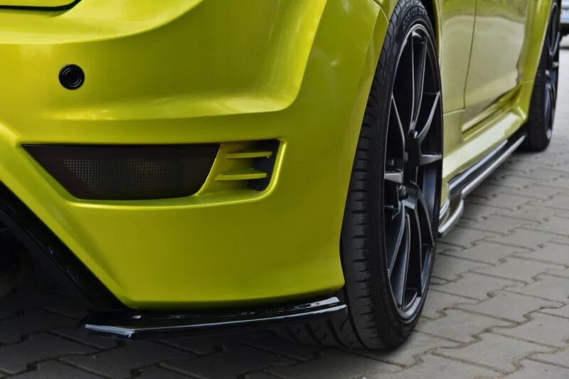 Тюнинг накладка на задний бампер. Сплиттер фокус 2. ford focus rs maxton design. форд фокус 2 бампер rs. фокус 2 задний бампер rs.