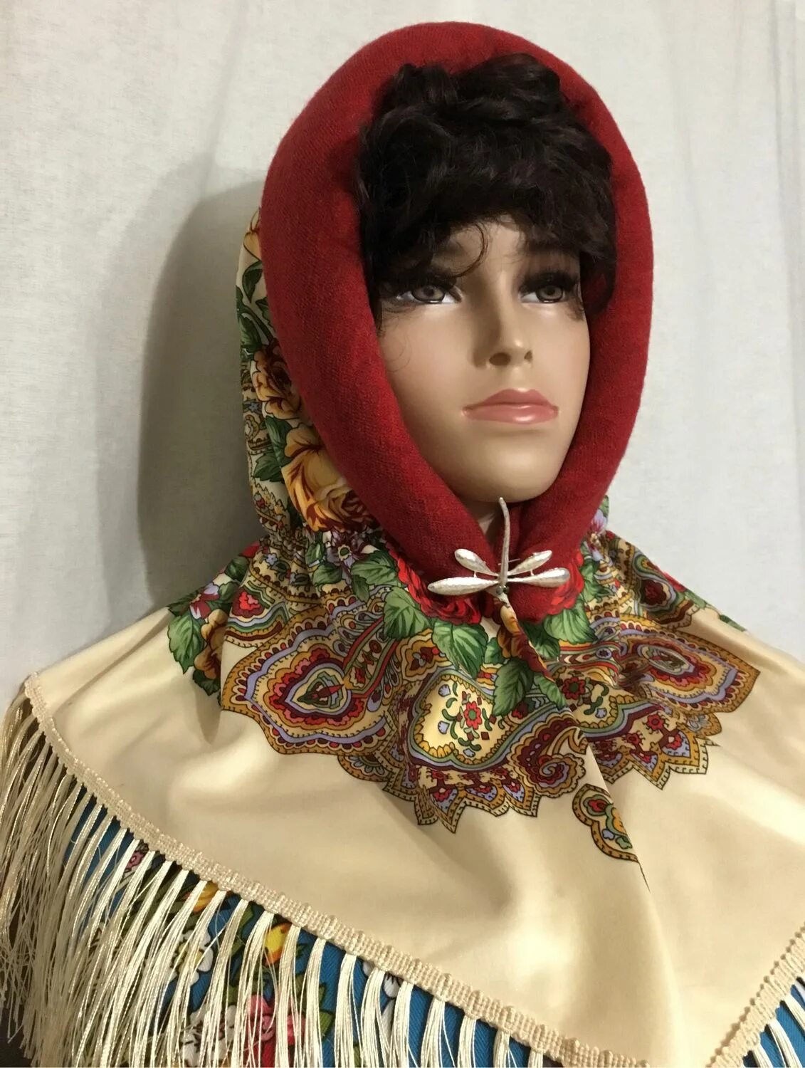 Как сделать капюшон из шарфа. Платок капор. капюшон из платка. павлопосадский платок капор. женский головной убор капор.