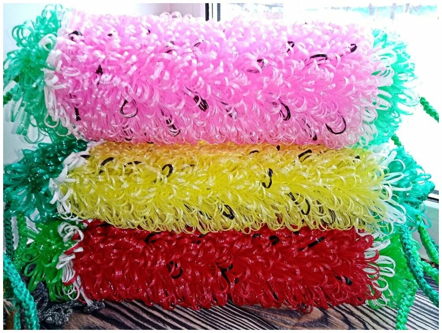 мочалки из полипропиленовой нити. вязаная мочалка вехотка для душа. полипропиленовые мочалки крючком. полипропиленовые мочалки крючком. красивые мочалки.