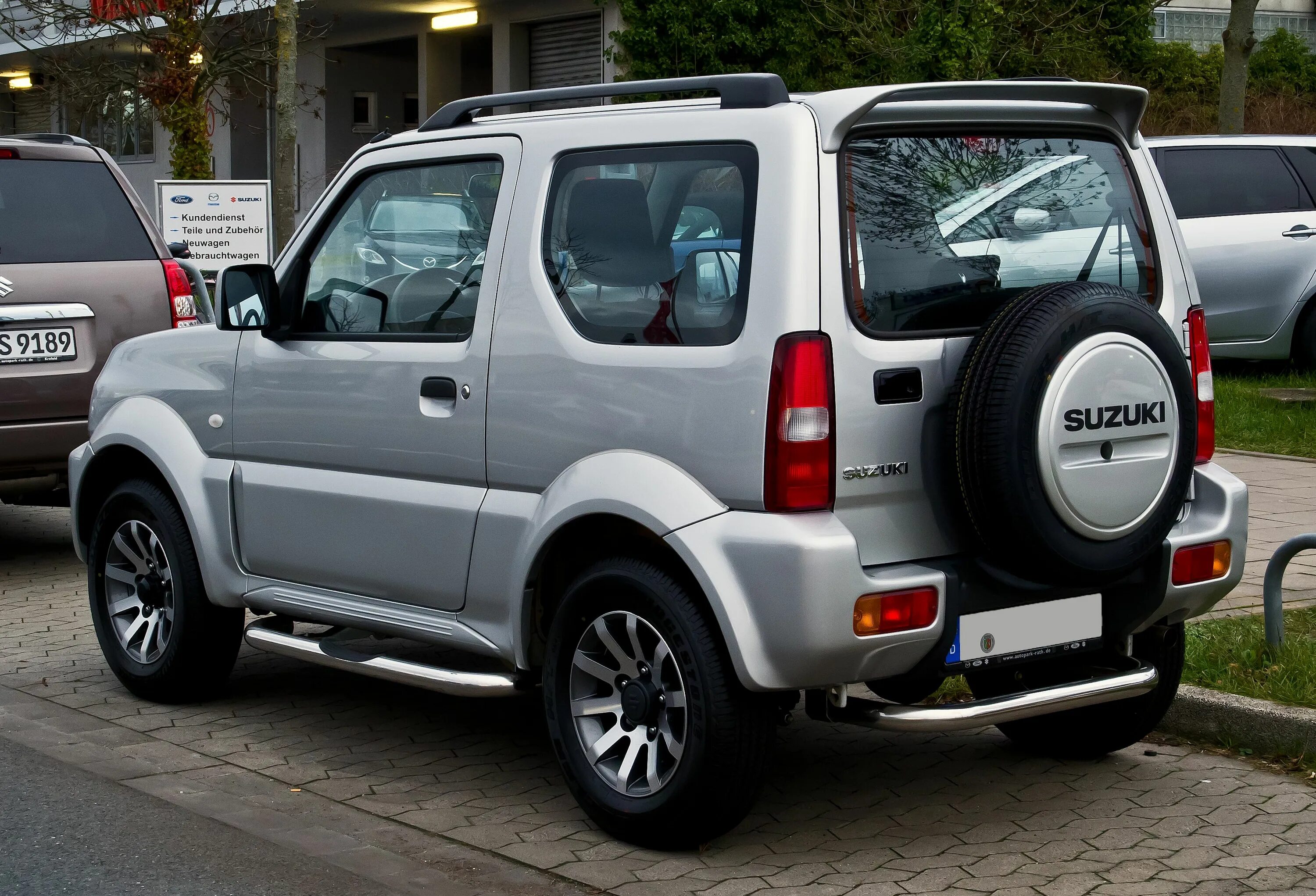 Купить джимни бу. Suzuki Jimny 1.3 2002. Suzuki Jimny 2013. Suzuki Jimny (FJ) (1998>). Сузуки Джимни 2013.