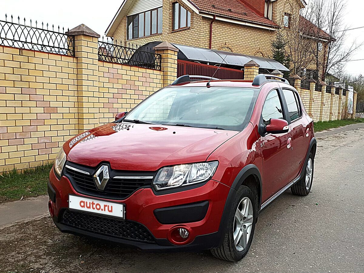 Рено Сандеро степвей 2016 года. Рено Сандеро степвей красный. Renault Sandero Stepway красный. Логан степвей 2016.