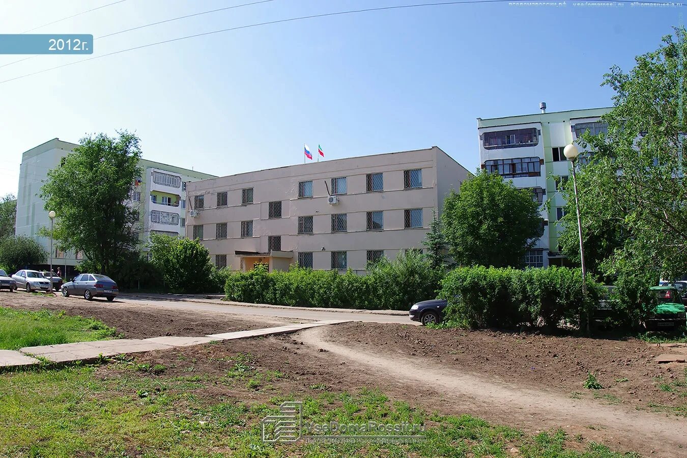 Молодежная 7 елабуга. Молодёжная 17 елабуга. Молодежная 2 елабуга. Молодежная 6 елабуга. Елабуга улица молодежная.