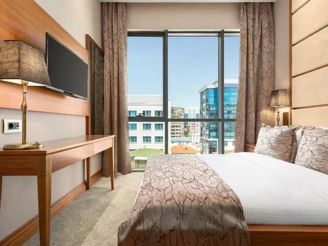 Отель DAYS HOTEL THUNDERBIRD BEACH RESORT 2* Майами, США - цены, фото, описание