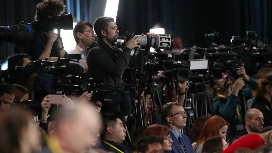 репортажная спортивная съемка. абхазское тв прямой эфир. эфир массовый. бст братск. эфир массовый.