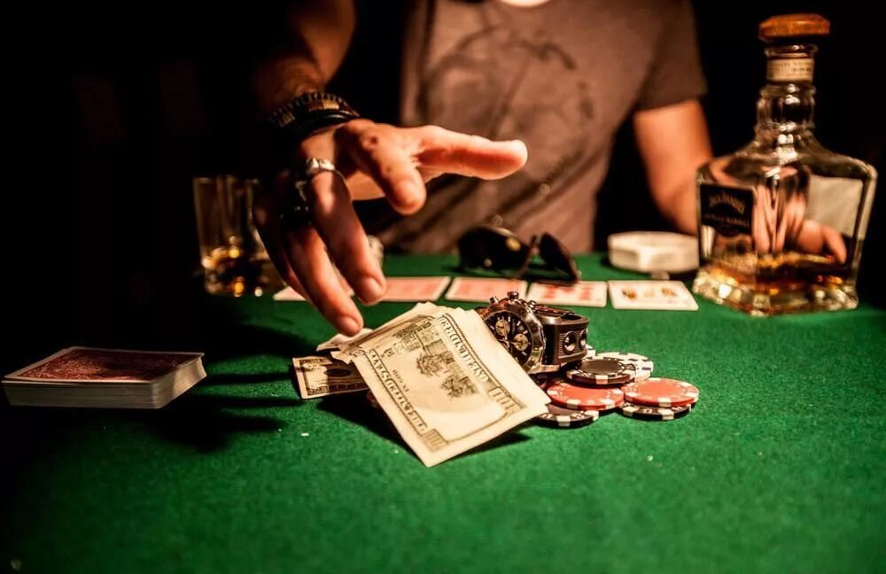 Retro casino играть на деньги. Покер картинки. Покер казино бонусы. Традиционные азартные игры компьютерные. Баннеры бонус Покер казино.