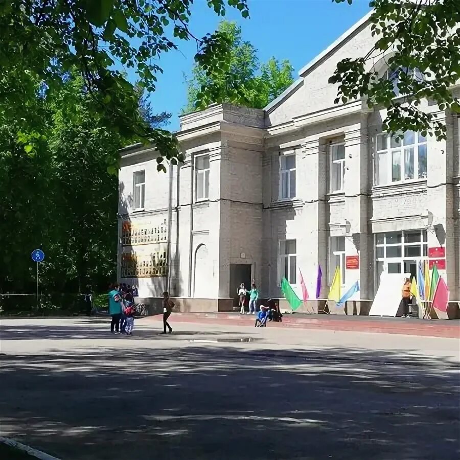 Павлово ленинградская область дома. Ресторан карелия павлово на неве. Городской посёлок павлово. Павлово ленинградский проспект. Павлово ленинградский проспект.
