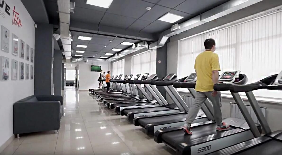 русеан фитнес. русеан фитнес клуб островцы. фитнес зал островцы. спортзал русеан в островцах. бассейн в островцах.