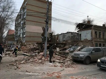 Упала стена