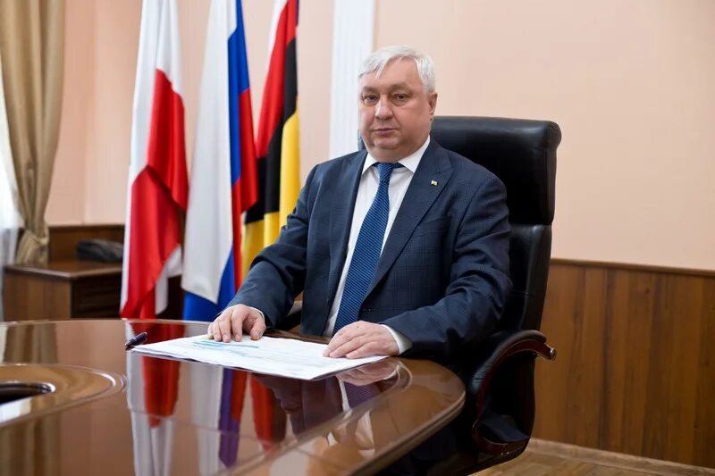 Стрельников алексей владимирович энгельс. Плеханов энгельс депутат. Алексей стрельников глава энгельсского района. Стрельников энгельс. Дмитрий тепин энгельс.