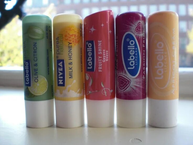 Labello. Lip balm бальзам для губ. labello бальзам для губ. лабелло помада гигиеническая. lip balm cherry 8g.