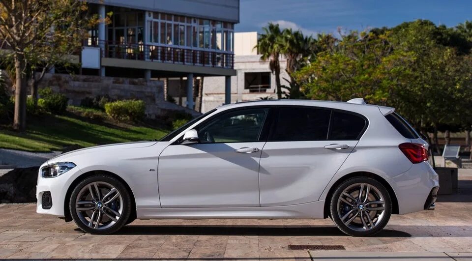 Bmw 1 m sport. Bmw 1 2015. Bmw 1 series blau m sport shadow. Bmw m1 f20. Bmw f20 седан.
