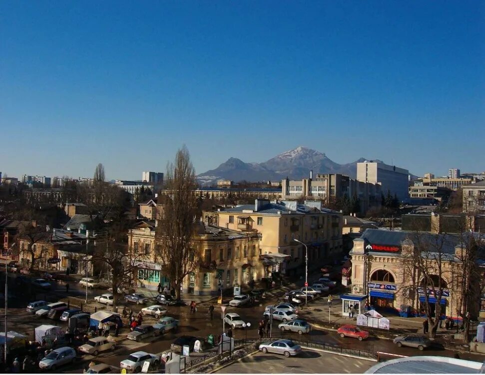 Пятигорск городской сайт. Пятигорск центр города. Центральная улица Пятигорска. Улица Октябрьская Пятигорск. Пятигорск центр города улицы.