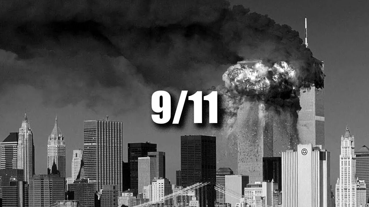 11 Сентября 2001 года террористическая атака на США. Третий небоскреб 11 сентября. Небоскреб рушится.