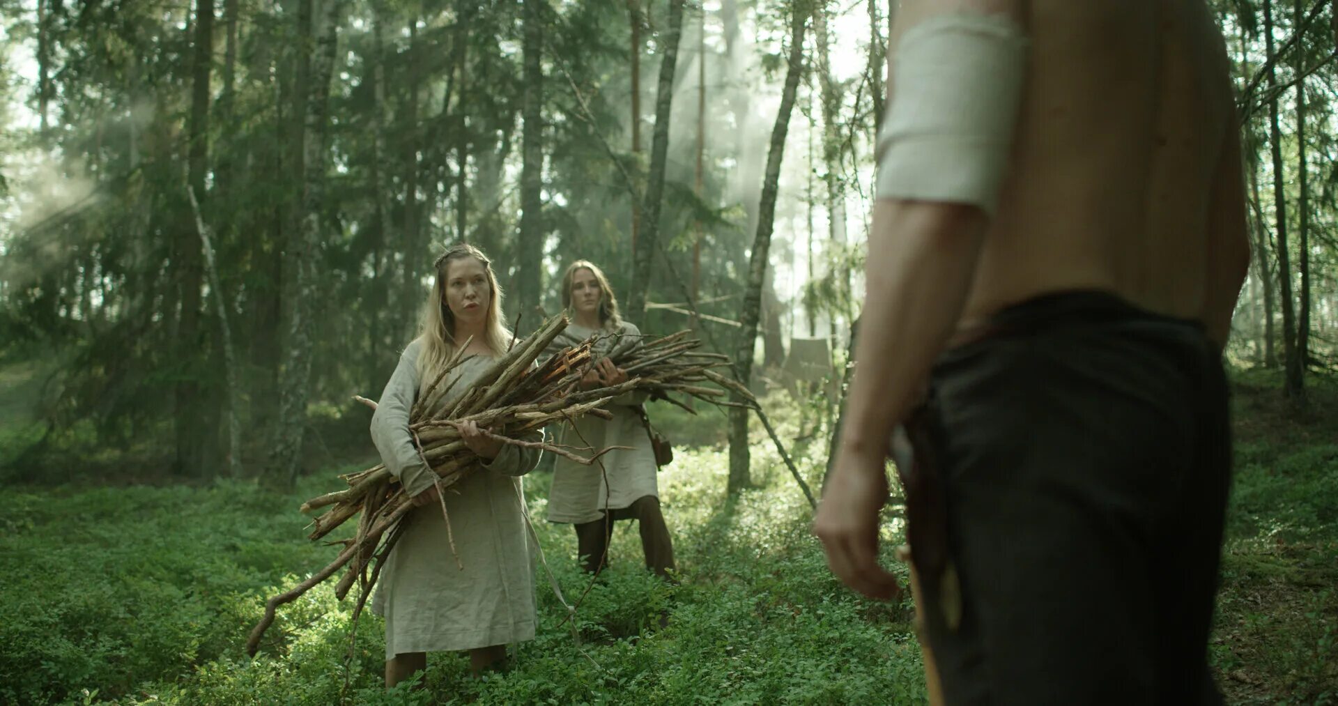 Охотница руна. Охотница руна мёртвых фильм 2019. охотница - руна мертвых - the huntress - rune of the dead. охотница: руна мертвых фильм 2019 кадры. охотница фильм 2019 кадры.