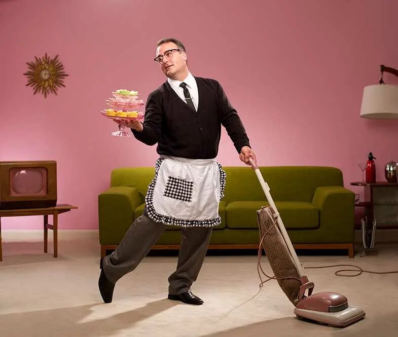 Сын хозяина домработницу