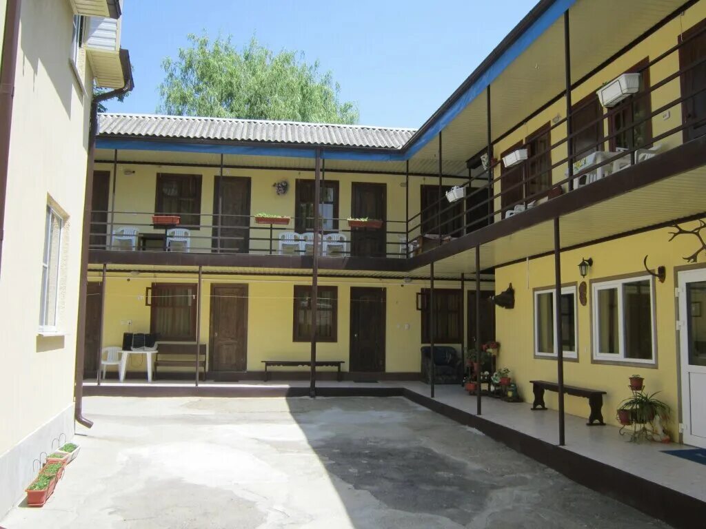 Гостевой дом причал 38 джубга. Гостевой дом причал анапа. Тихий причал архипо осиповка. Витязево на шембелиди 12. Гостевой дом причал витязево.