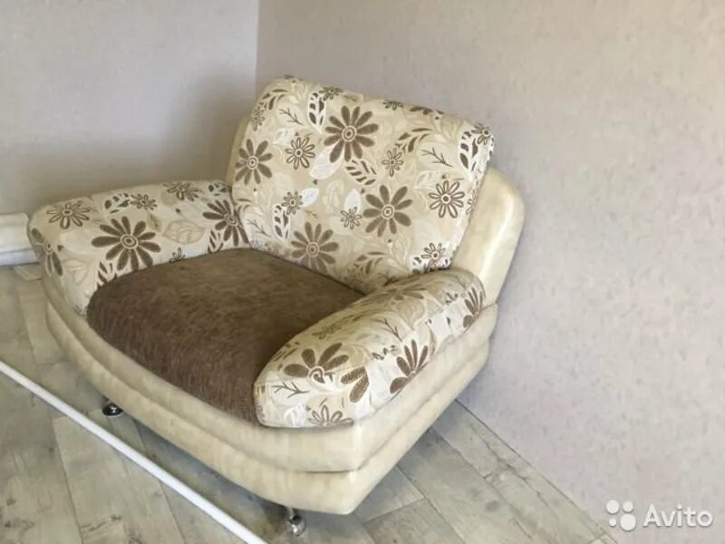 Авито бийск работа. Кресло в бийске. отдам даром бийск мебель. мягкая мебель в бийск с рук. юла бийск.