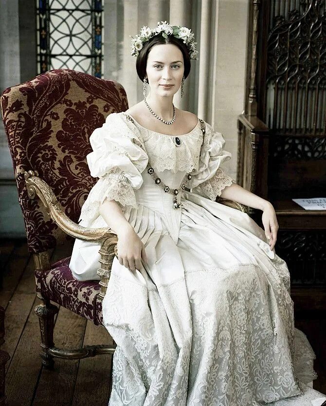 Красивая графиня