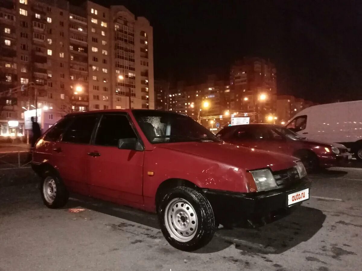 Купить б/у Lada (ВАЗ) 2109 1987-2006 1.3 MT (64 л.с.) бензин механика в Москве: 