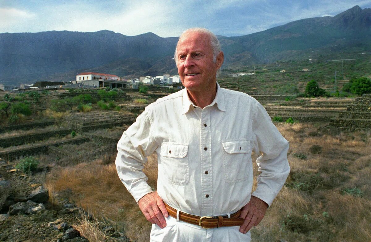 Норвежский учёный тур хейердал. Тур хейерда́л фото. Этнограф тур хейердал. Норвежский учёный тур хейердал. Тур хейердал портрет.