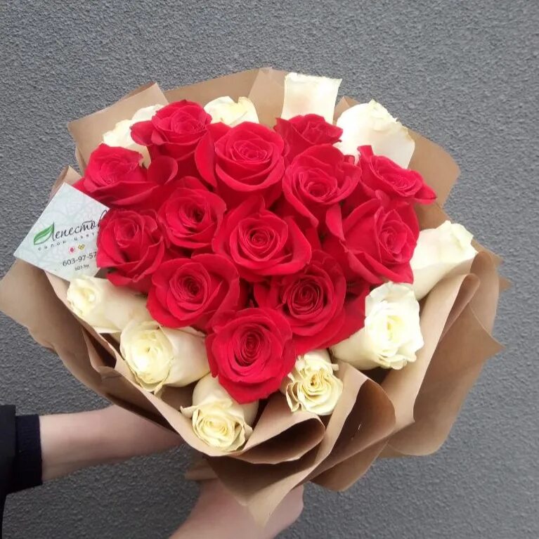 23 roses in Kraft, 4168 RUB, delivery in 2 h Flowwow - flower delivery in Kolpin