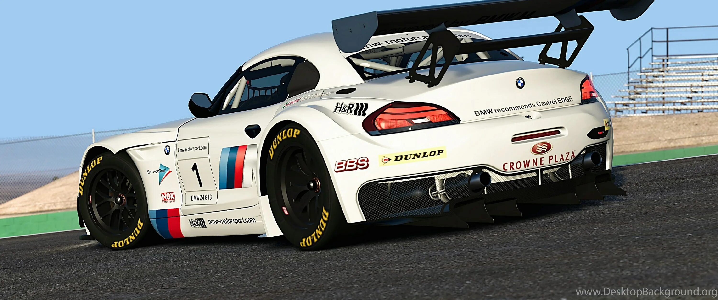 Gt4 max. Макларен против порше. Porsche cayman gt 4 фиолетовый. Mercedes amg gtr gt3. Gt2 pro vs gt3 pro.