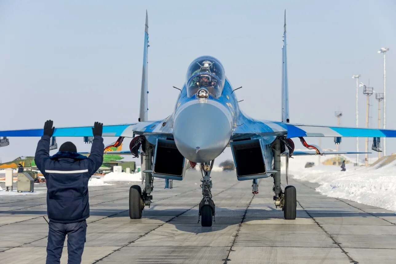 Вкс рк. Су 27 ввс казахстана. су-27 вкс. су-25 ввс казахстана. взлетающий су-27 ввс казахстана.