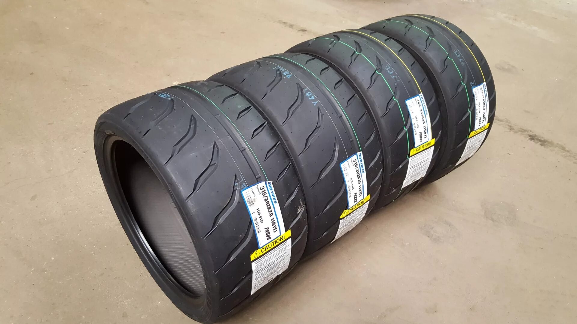 Toyo r888r r20. 315 30 R20 Toyo 888. Шины Тойо r888 r. Toyo r888r 315 r20. Резина лето брянск