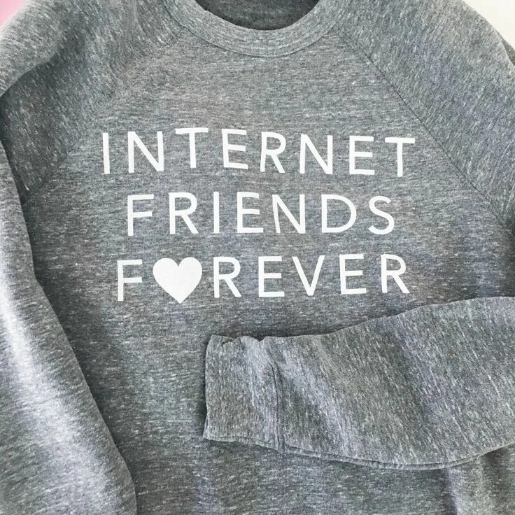 Включи internet friends. Мемы про интернет друзей. Internet friends. Friends real life. Internet best friends.