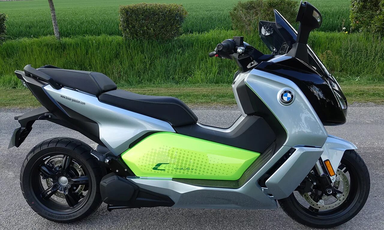 Скутер БМВ 50 кубов. BMW c650 Sport 2022. Макси скутер БМВ 650 gt. БМВ скутер 650 кубов.