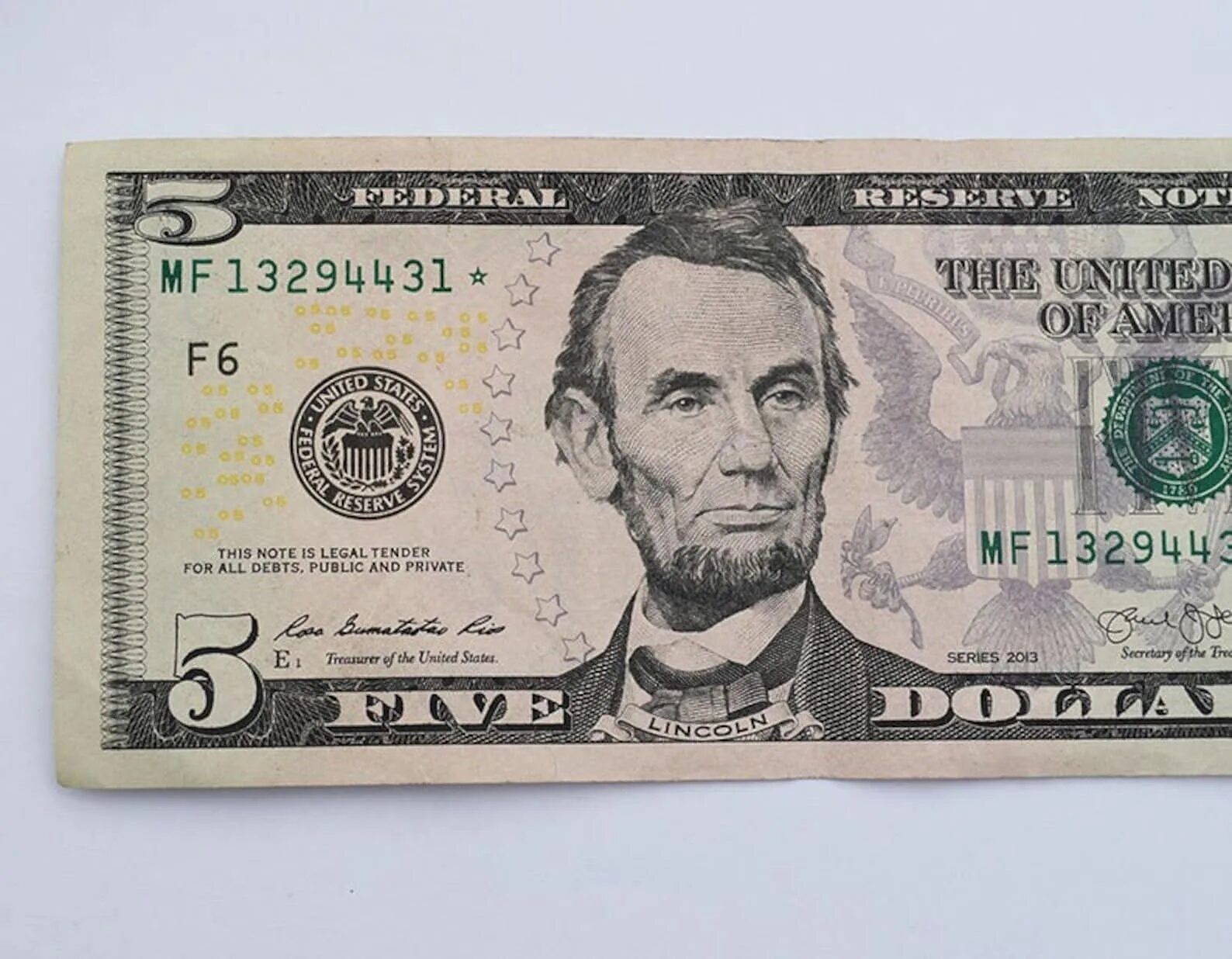 Тысяча долларов в рублях. 10 5 долларов в рублях. 10 5 долларов в рублях. Пять долларов кировский завод. Пять долларов фото.