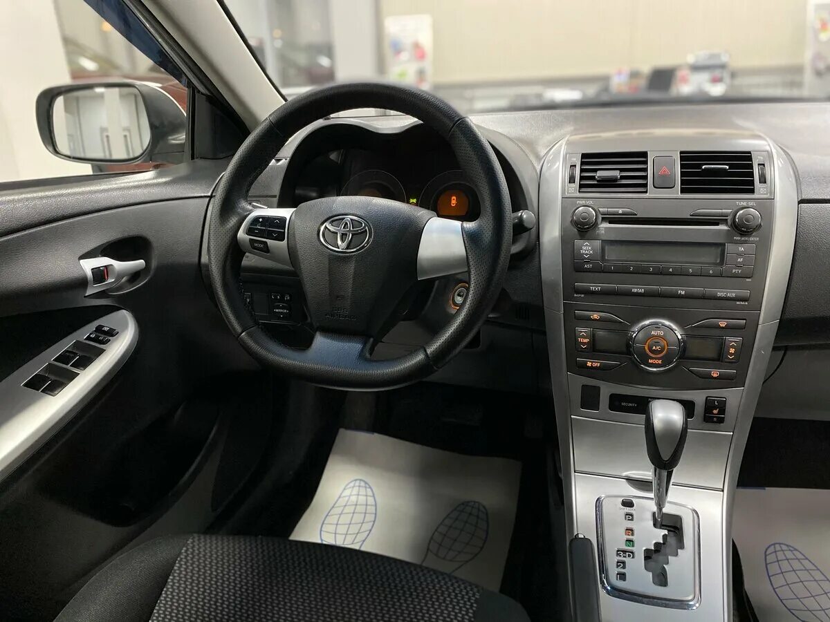 1. тойота королла 10 автомат. тайота каролла автомат 2010. тойота королла 2008 салон. Toyota corolla 2010 автомат 1.