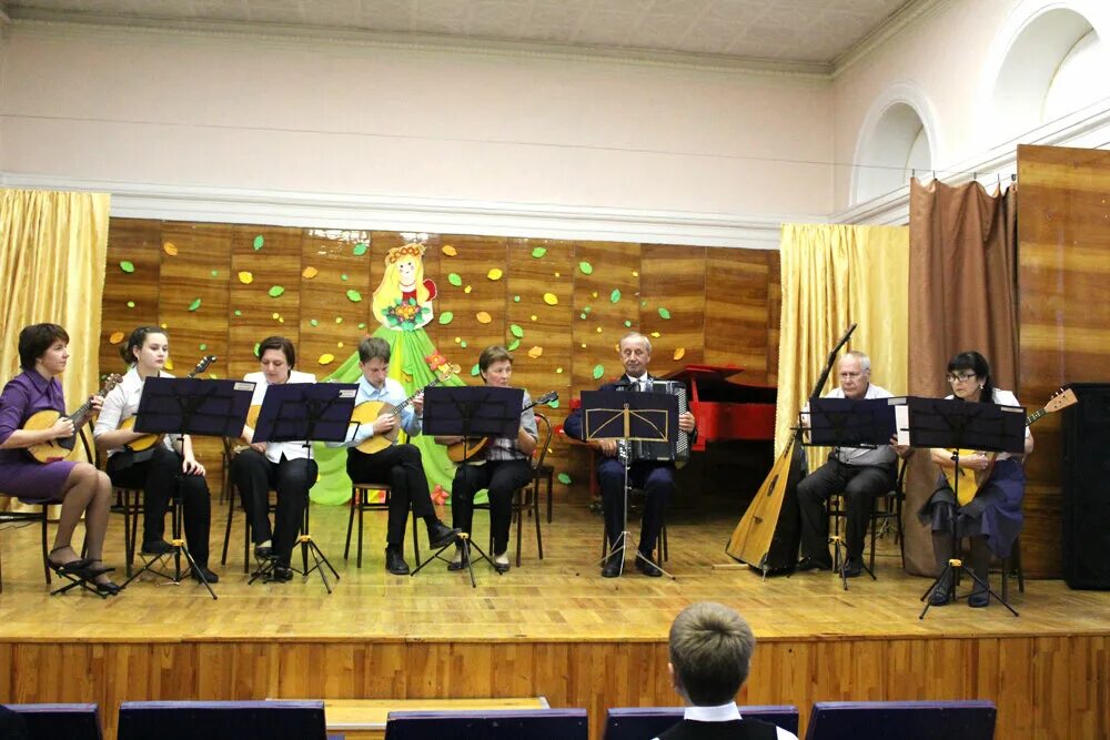 национальная президентская школа искусств йошкар-ола. детская школа искусств 9 екатеринбург. кемерово школа искусств 1. школа искусств контакты. детская школа искусств эмблема.