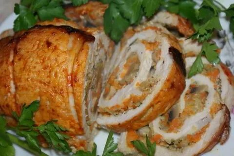 Рулет свиной с курицей
