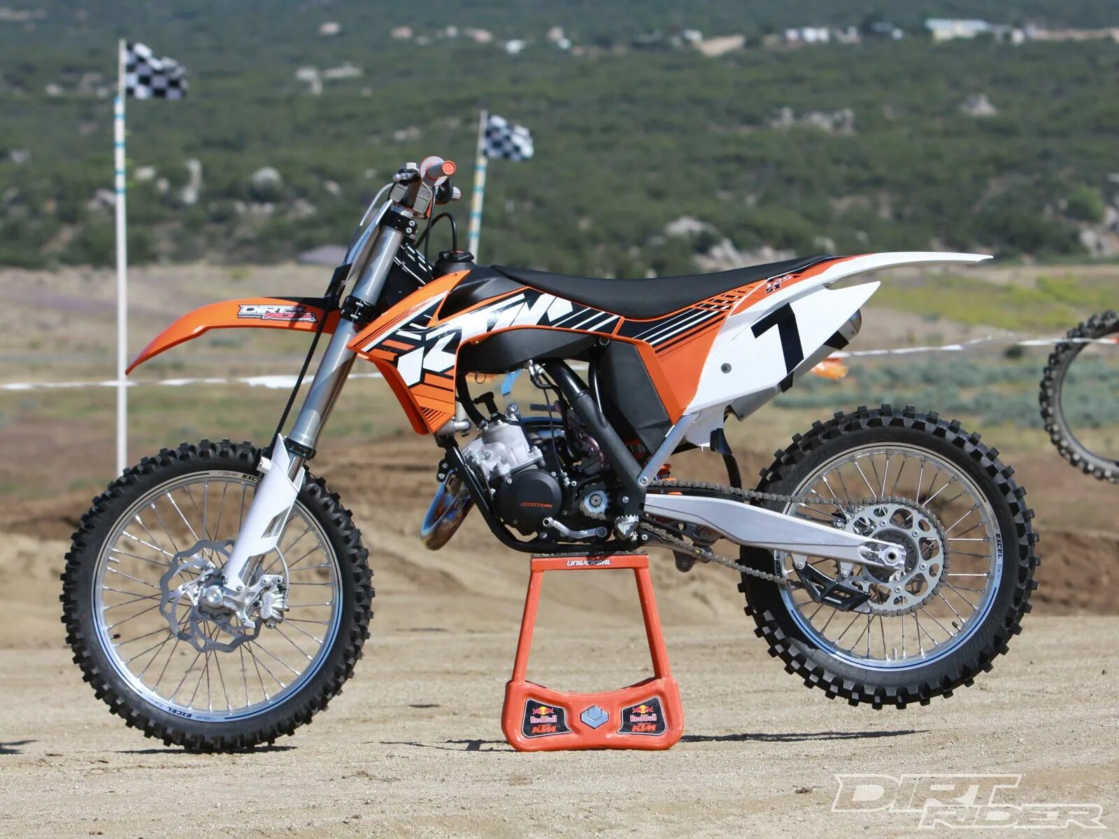 Купить ктм 125. КТМ СХ 125. KTM SX 125 2012. Кроссовый мотоцикл КТМ 125. KTM 125 2012.