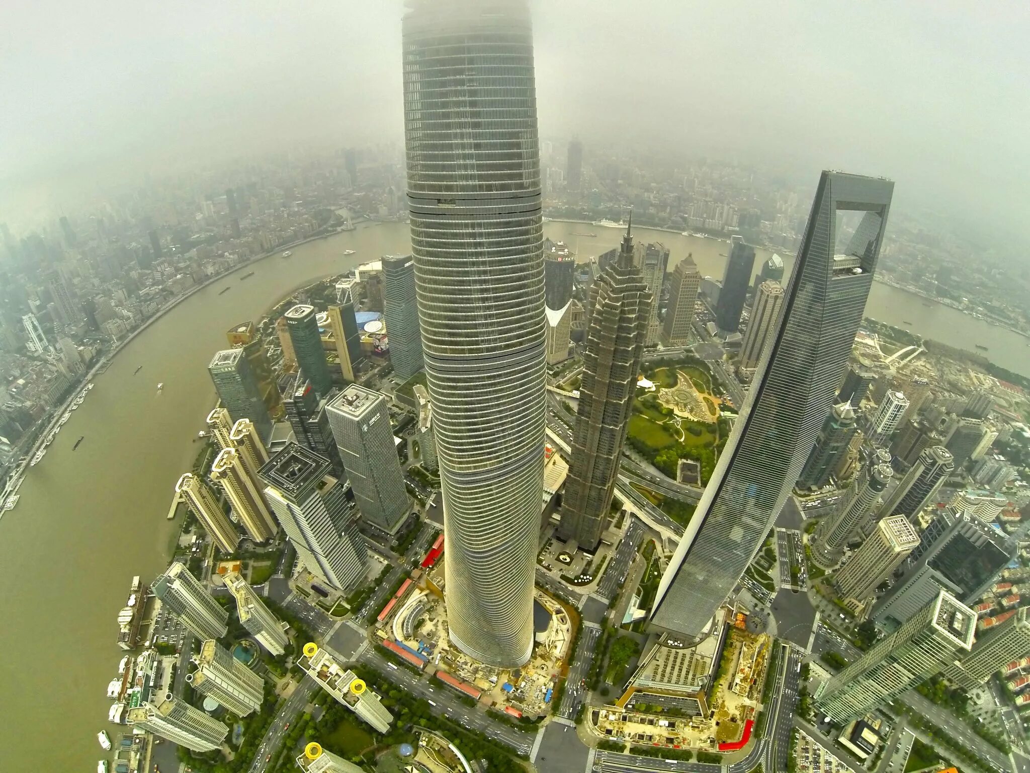 Шанхай небоскребы. Lujiazui Шанхай. Шанхайская башня (Shanghai Tower). Gensler. Shanghai Tower. Шанхай 2009. Шанхай Тауэр высота.