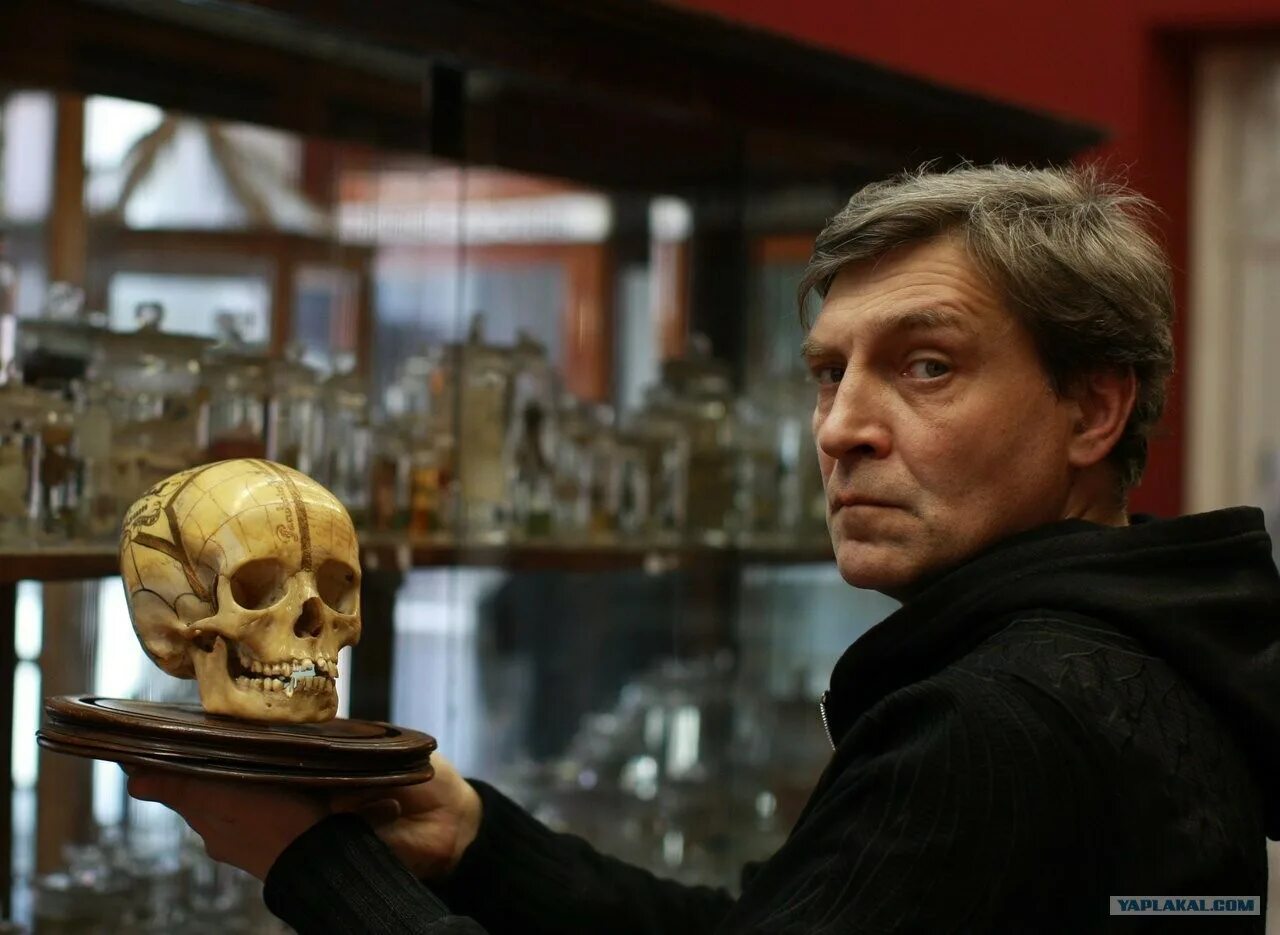 Невзоров последнее на ютубе сегодня. Невзоров 2025. невзоров 2000.