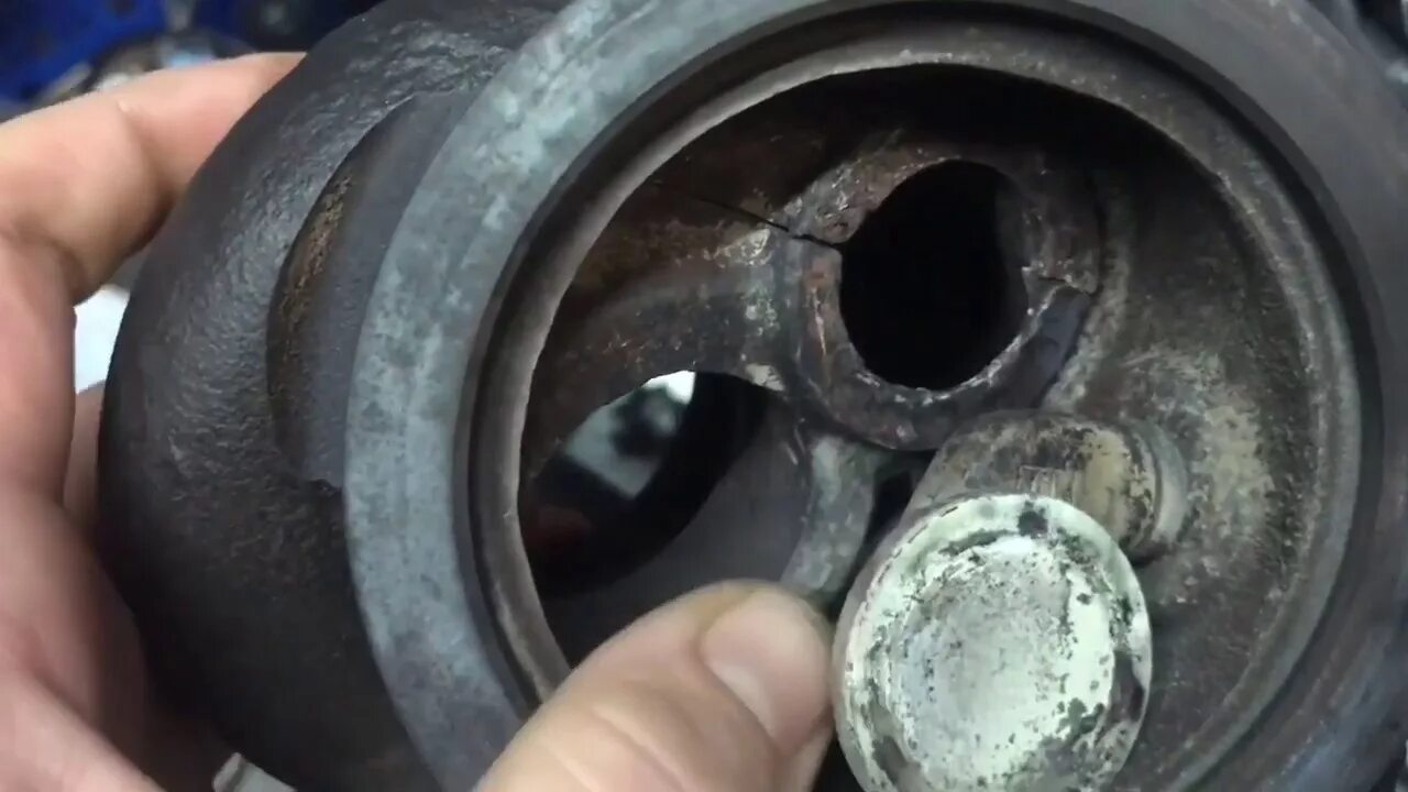P0299 opel astra j 1. P0299 пежо. P0299 помпаж турбины. Opel p0299. Opel p0299.