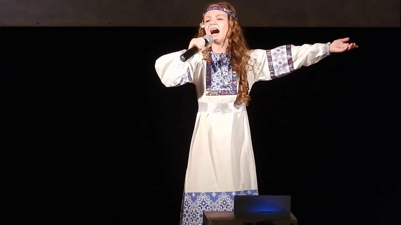 Дети поют катюшу. Песня небо поют дети. Песня небо поют дети. Песня небо поют дети. Поют с небес.