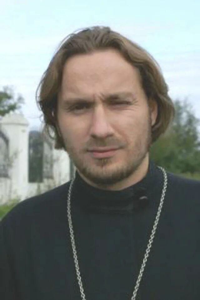 Бывшие православные священники