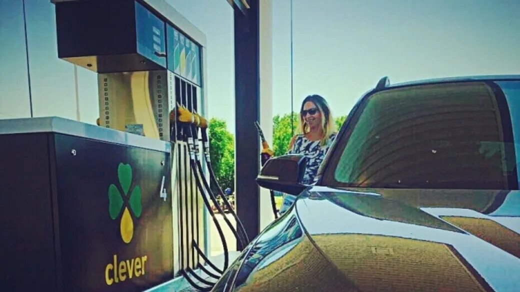 Павел трубинер смерть шпионам. Отпуск за свой счет фильм 1981. Руденко отпустили. 1976. Руденко отпустили.