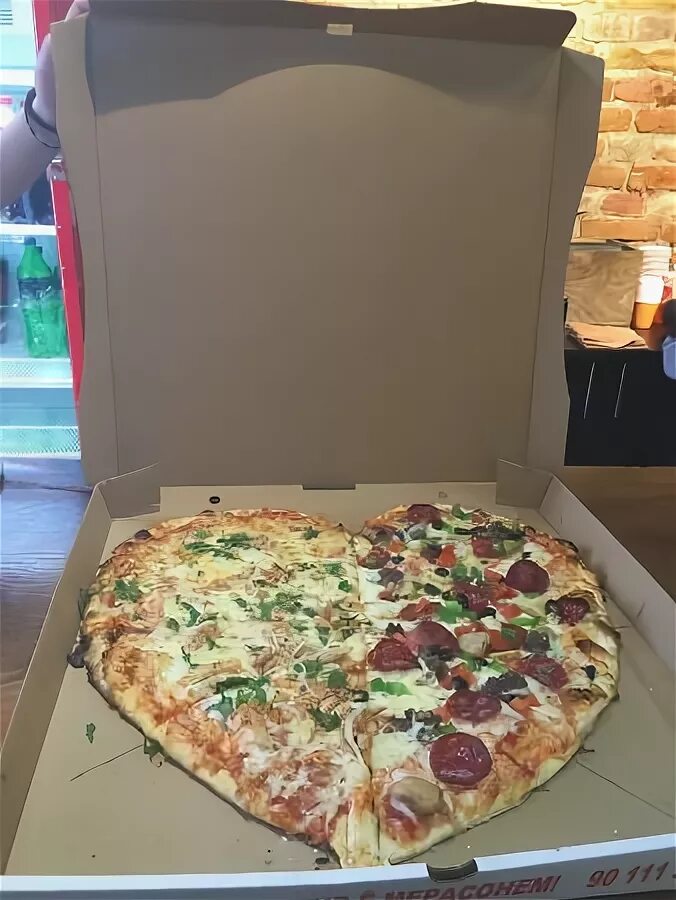 Пиццерия в душанбе. Пицца душанбе. The place ресторан душанбе. Фото белла пицца душанбе. Sor pizza.