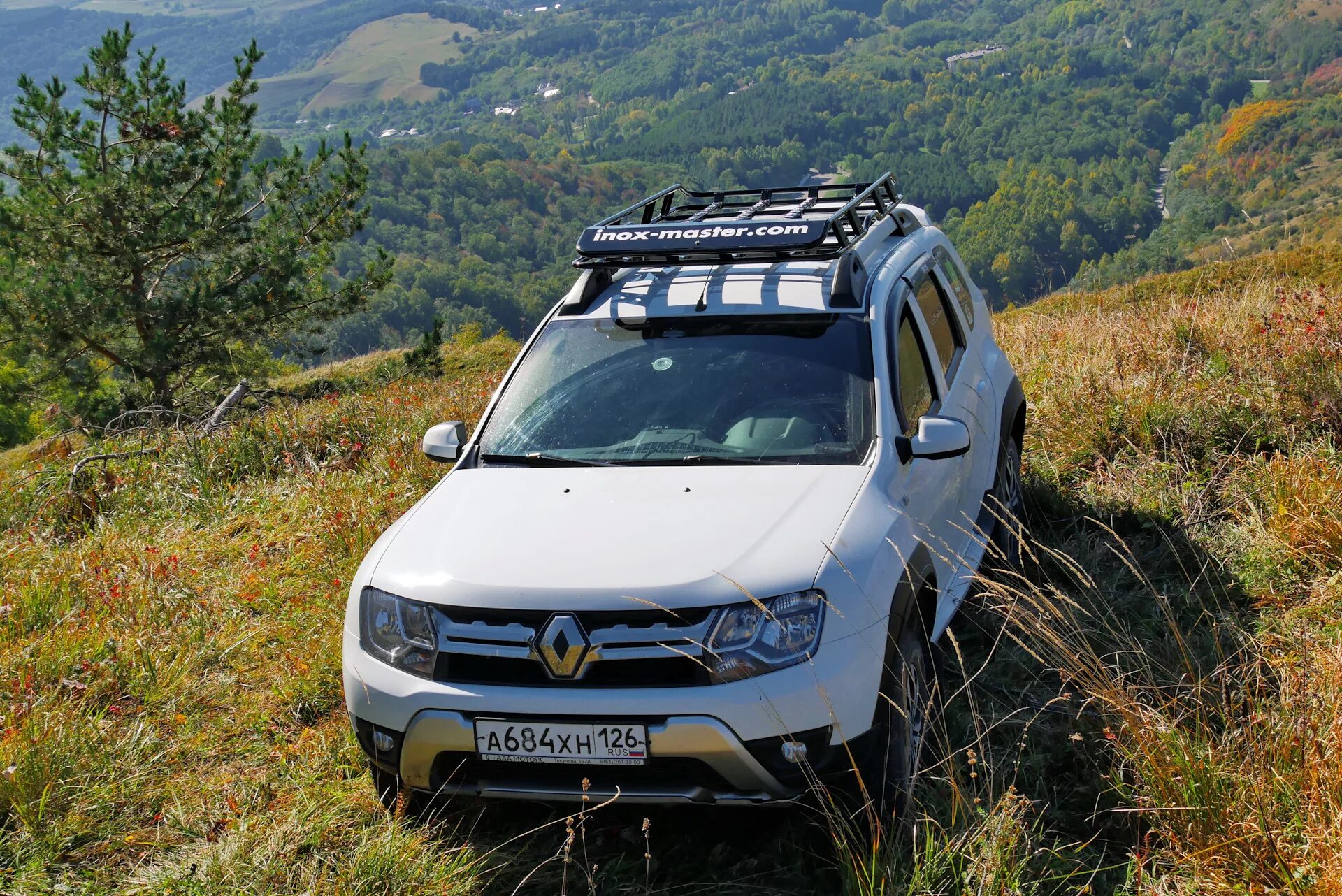 Багажник дастер 2. Renault Duster экспедиционник. Экспедиционный багажник на Рено Дастер. Экспедиционный багажник Renault Duster. Renault Duster 2 багажник.