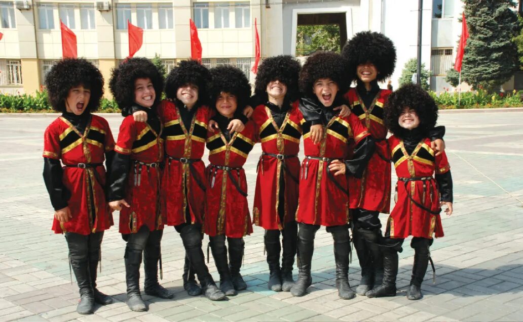 Тюркские народы кавказа. Крымские караимы. Тюркские народы кавказа список. Карачаевцы и балкарцы. Кавказские тюрки.