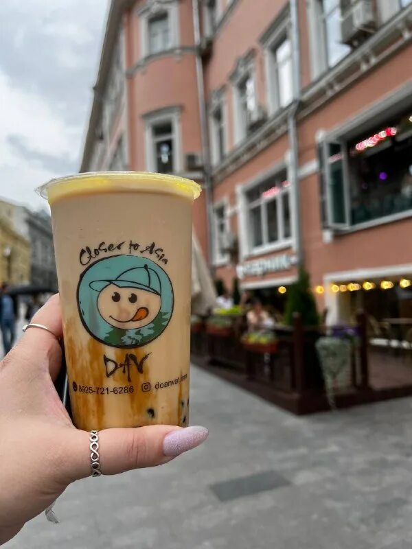 Бабл ти в новосибирске. Кафе bubbles москва. Баббл ти кафе москва. Кафе в москве бабл. Dav bubble tea в москве.