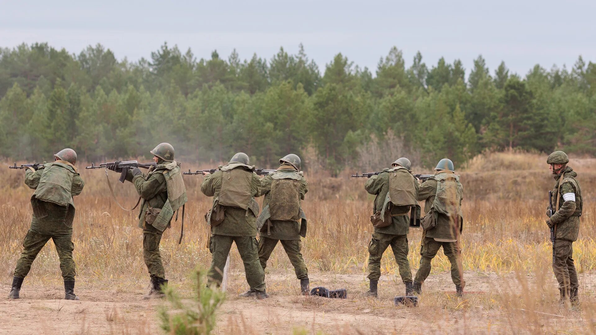 Армия России на Украине. Военное положение. Ростов полигон военный. Будет ли объявлено военное положение в россии